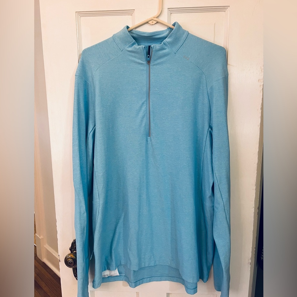 EUC Lululemon Men's XL light Blue 1/4-Zip active shirt with small side pocket